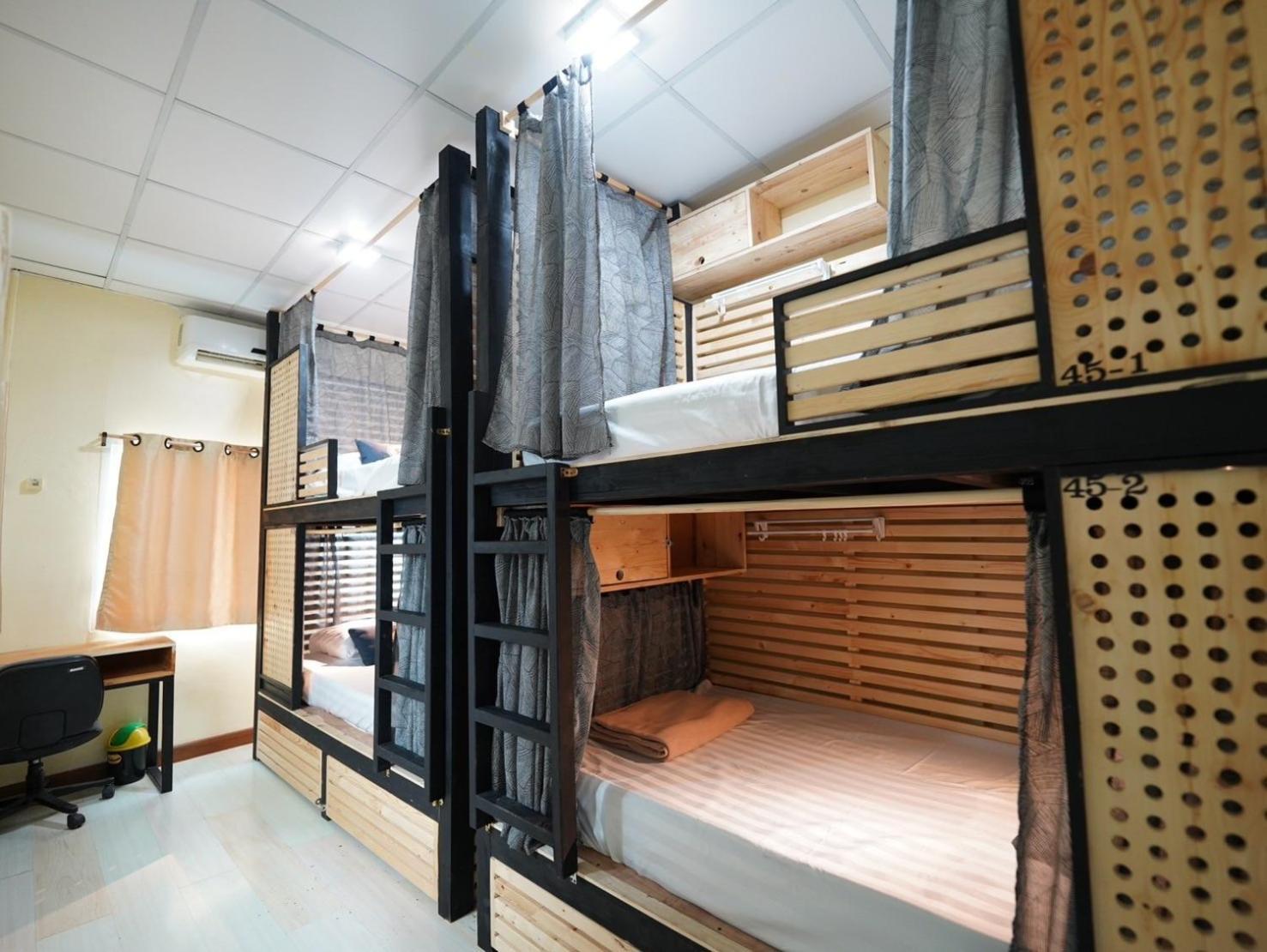 曼谷 Ez Sleep @ Ratchada 19旅舍 外观 照片