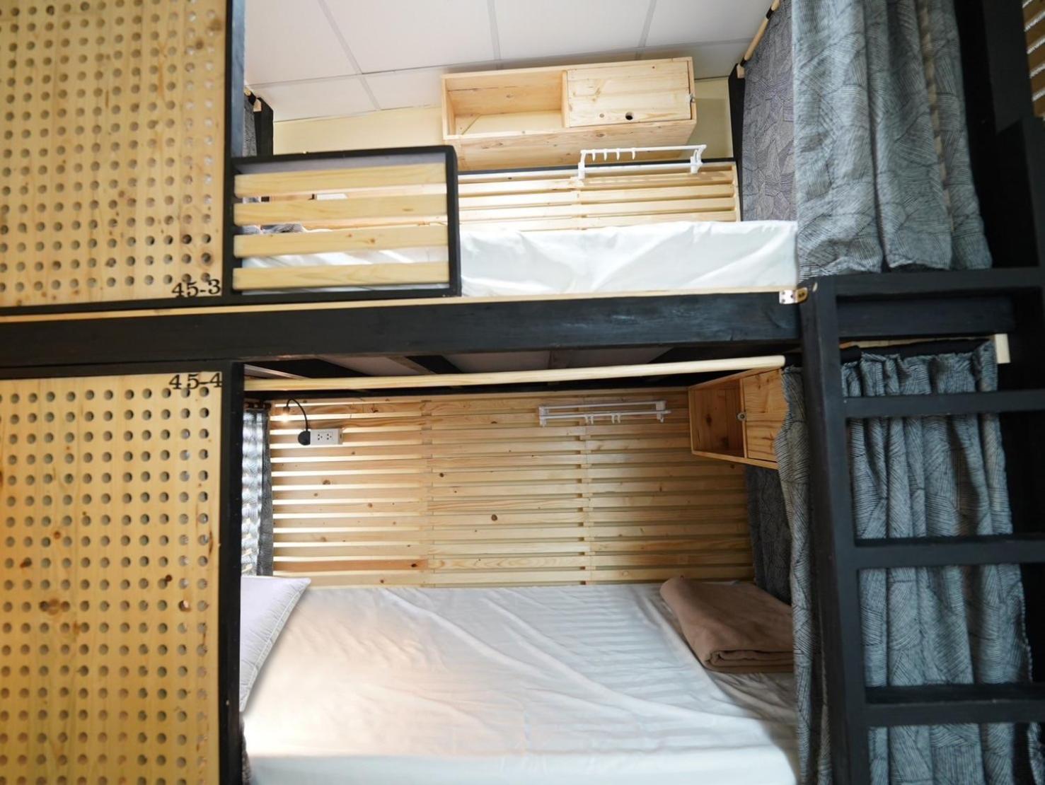 曼谷 Ez Sleep @ Ratchada 19旅舍 外观 照片